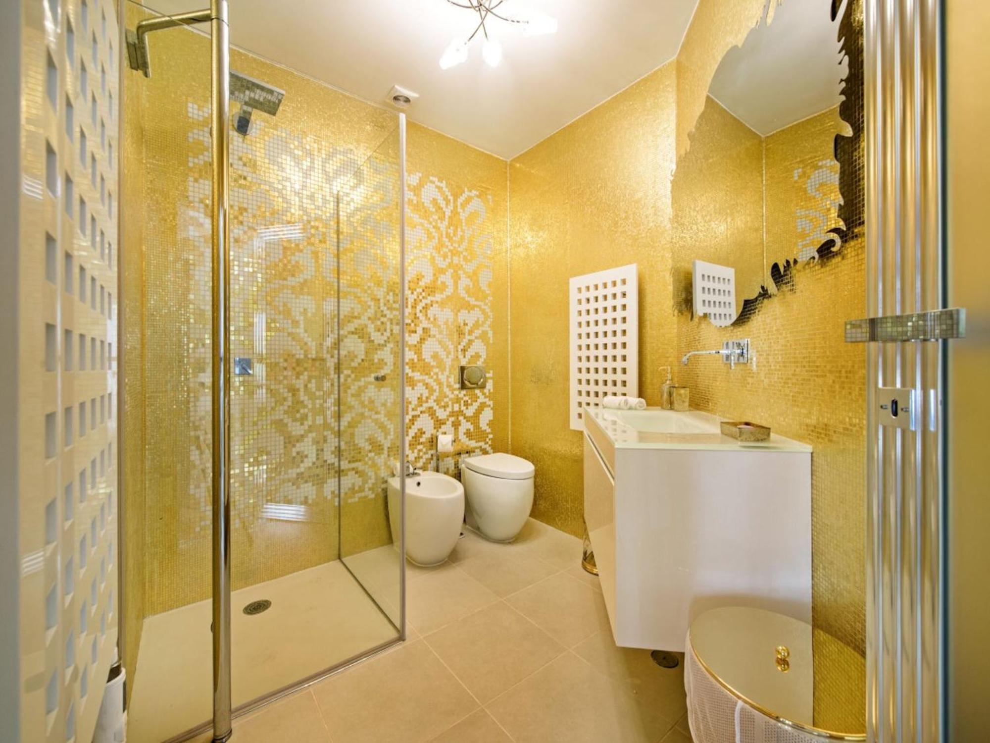 Villa Outstanding Algarve 8 Bedrooms Agua Grande Deluxe Amazing Sea Views Jacuzzi Gym Albufeira