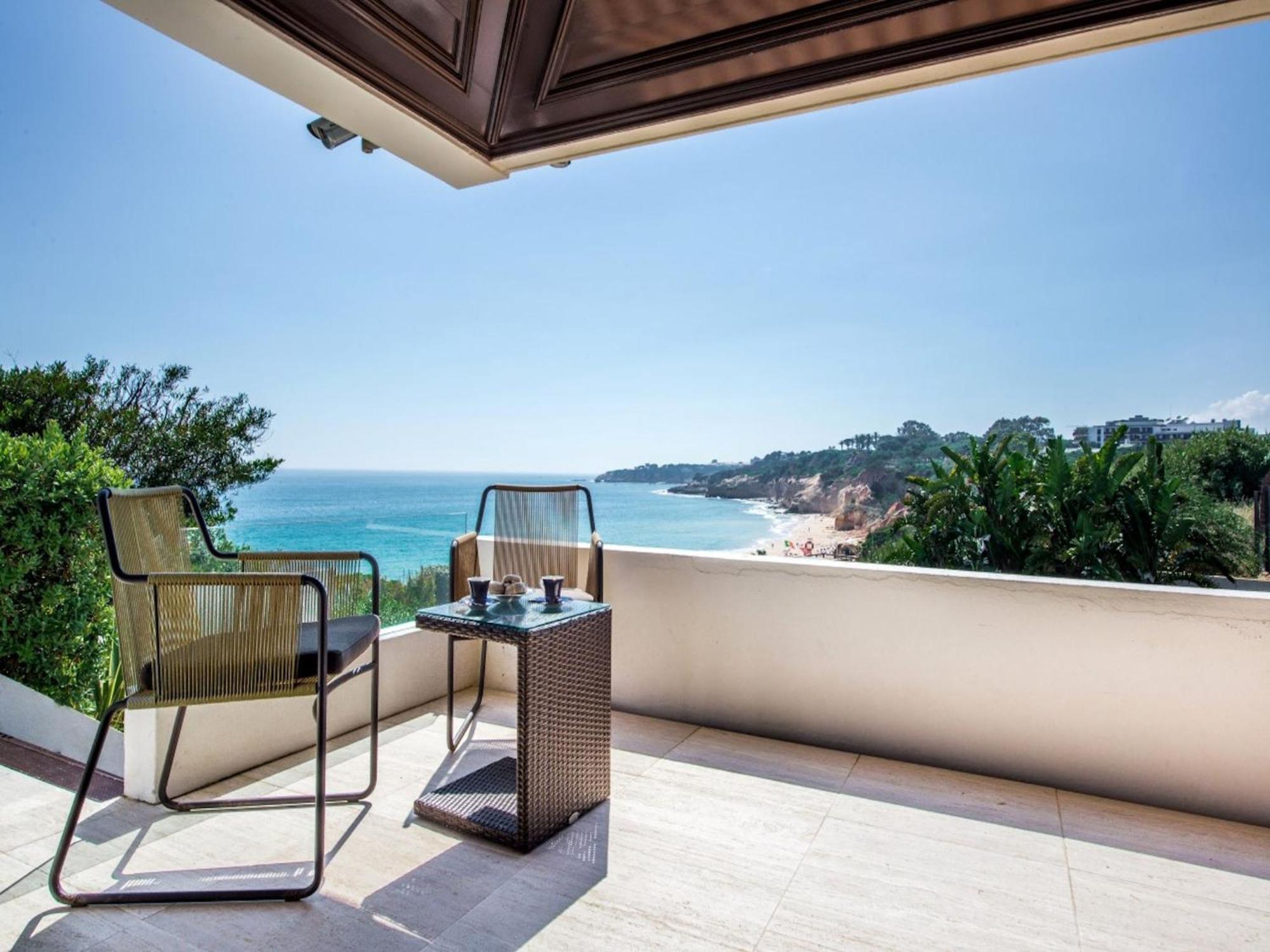 Outstanding Algarve 8 Bedrooms Agua Grande Deluxe Amazing Sea Views Jacuzzi Gym Albufeira