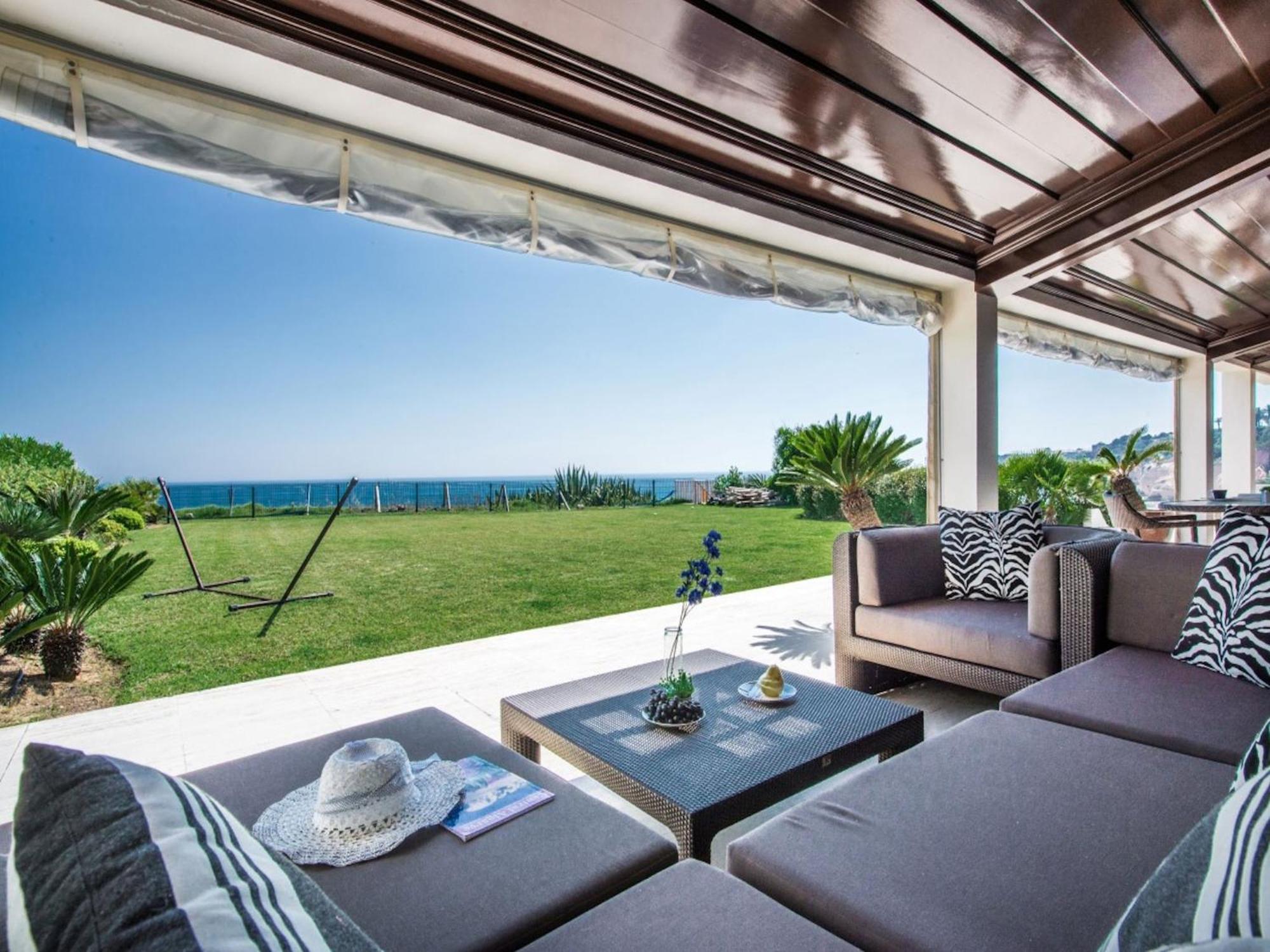 Outstanding Algarve 8 Bedrooms Agua Grande Deluxe Amazing Sea Views Jacuzzi Gym