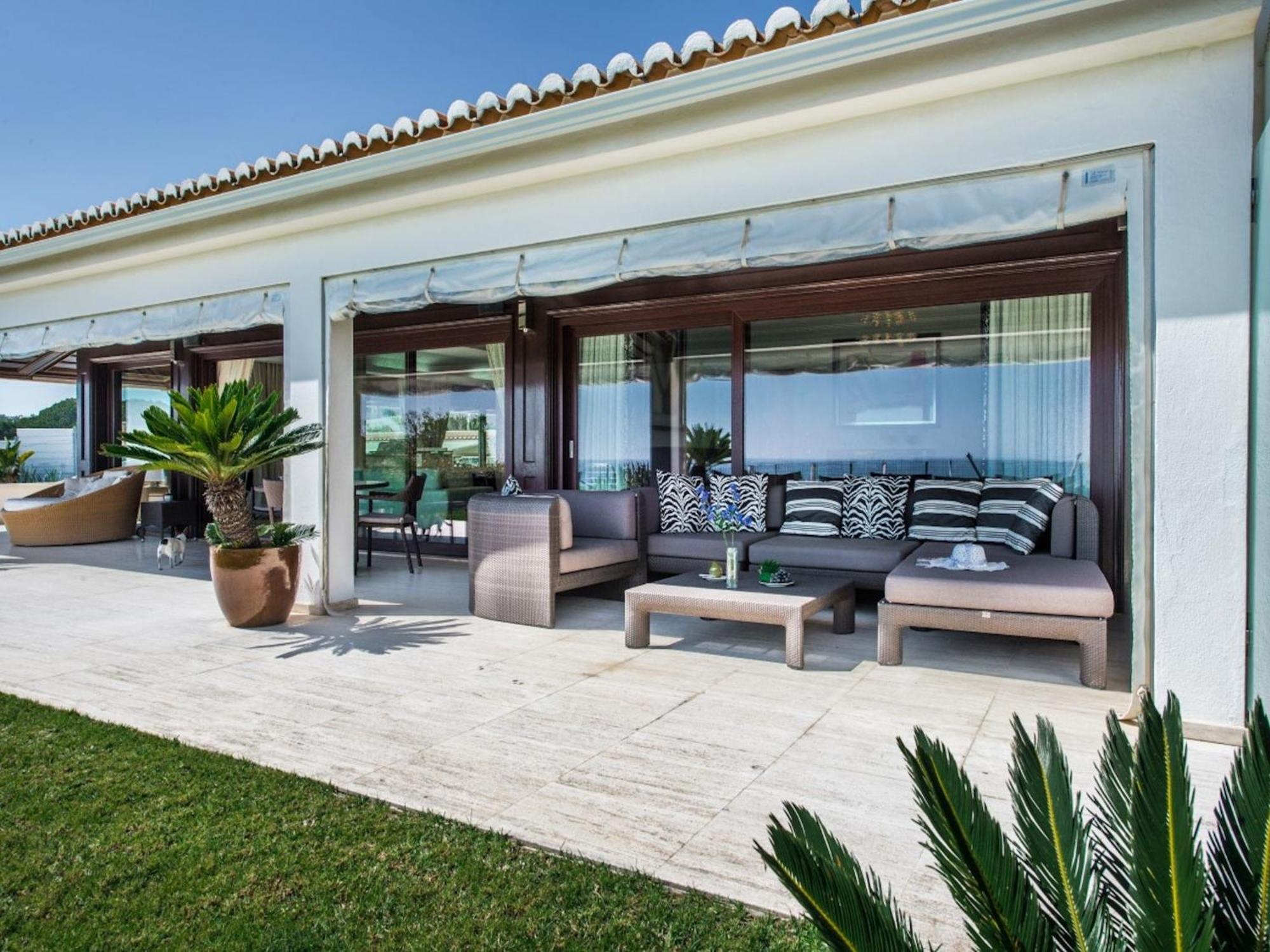 Outstanding Algarve 8 Bedrooms Agua Grande Deluxe Amazing Sea Views Jacuzzi Gym Villa *
